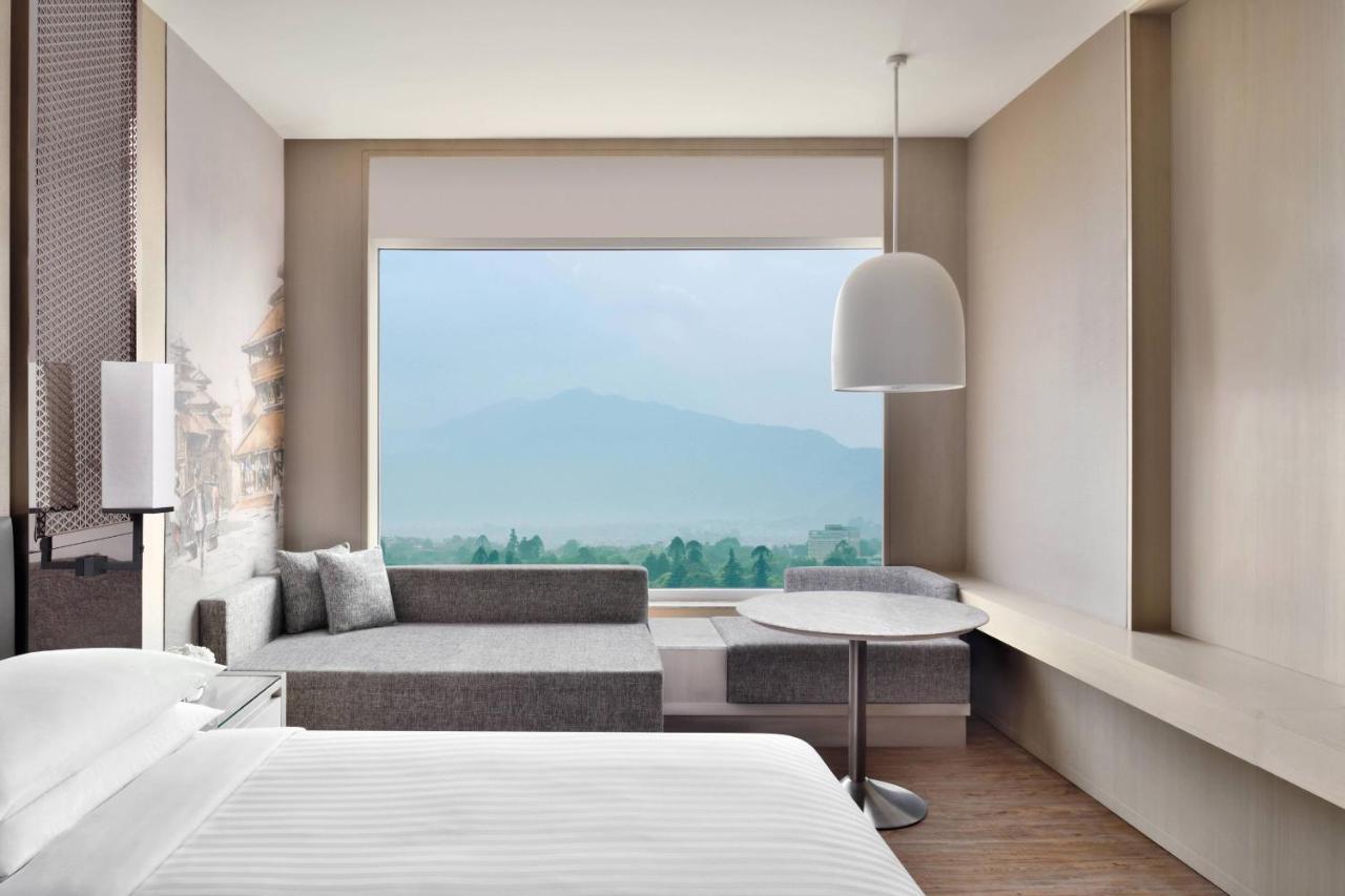 Kathmandu Marriott Hotel Bagian luar foto