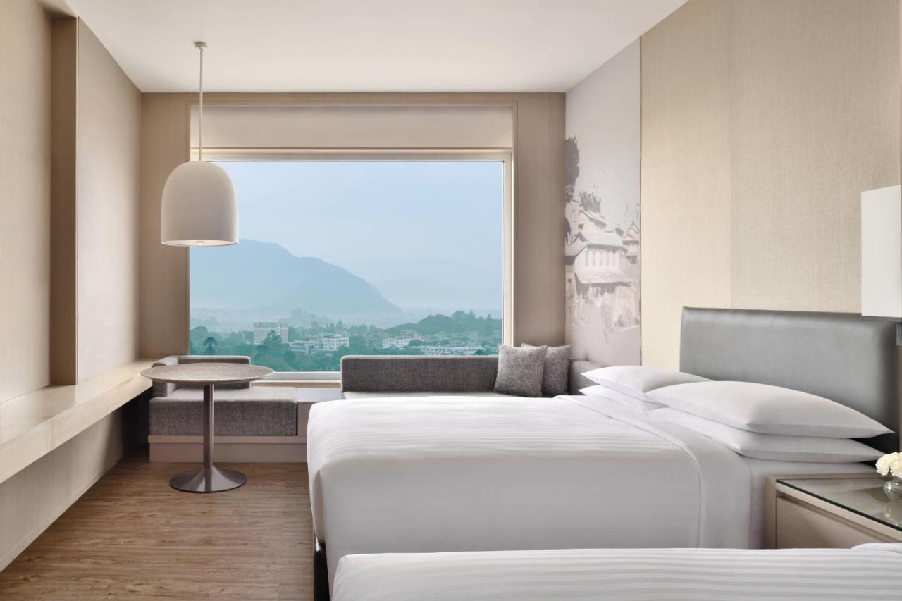 Kathmandu Marriott Hotel Bagian luar foto