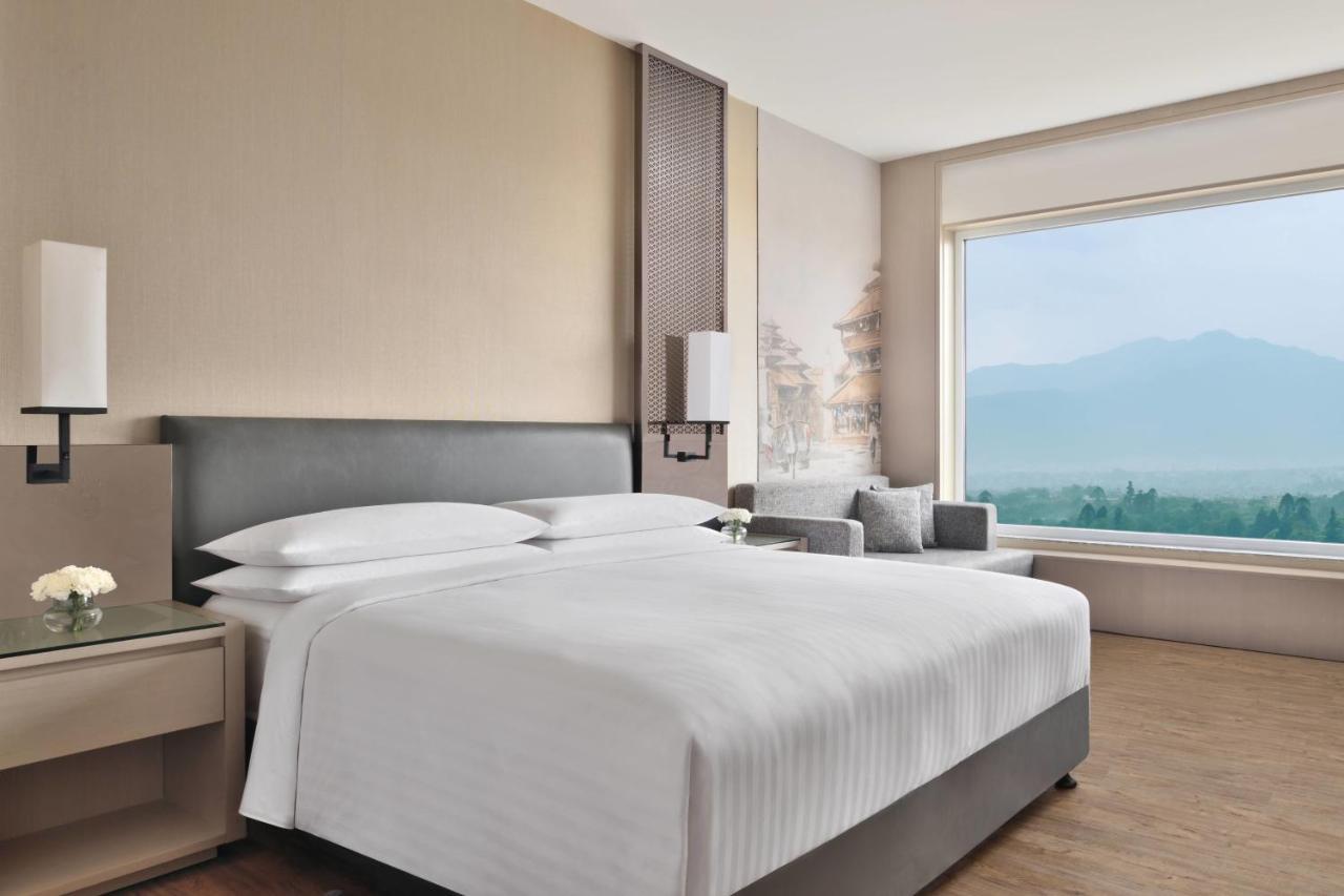 Kathmandu Marriott Hotel Bagian luar foto