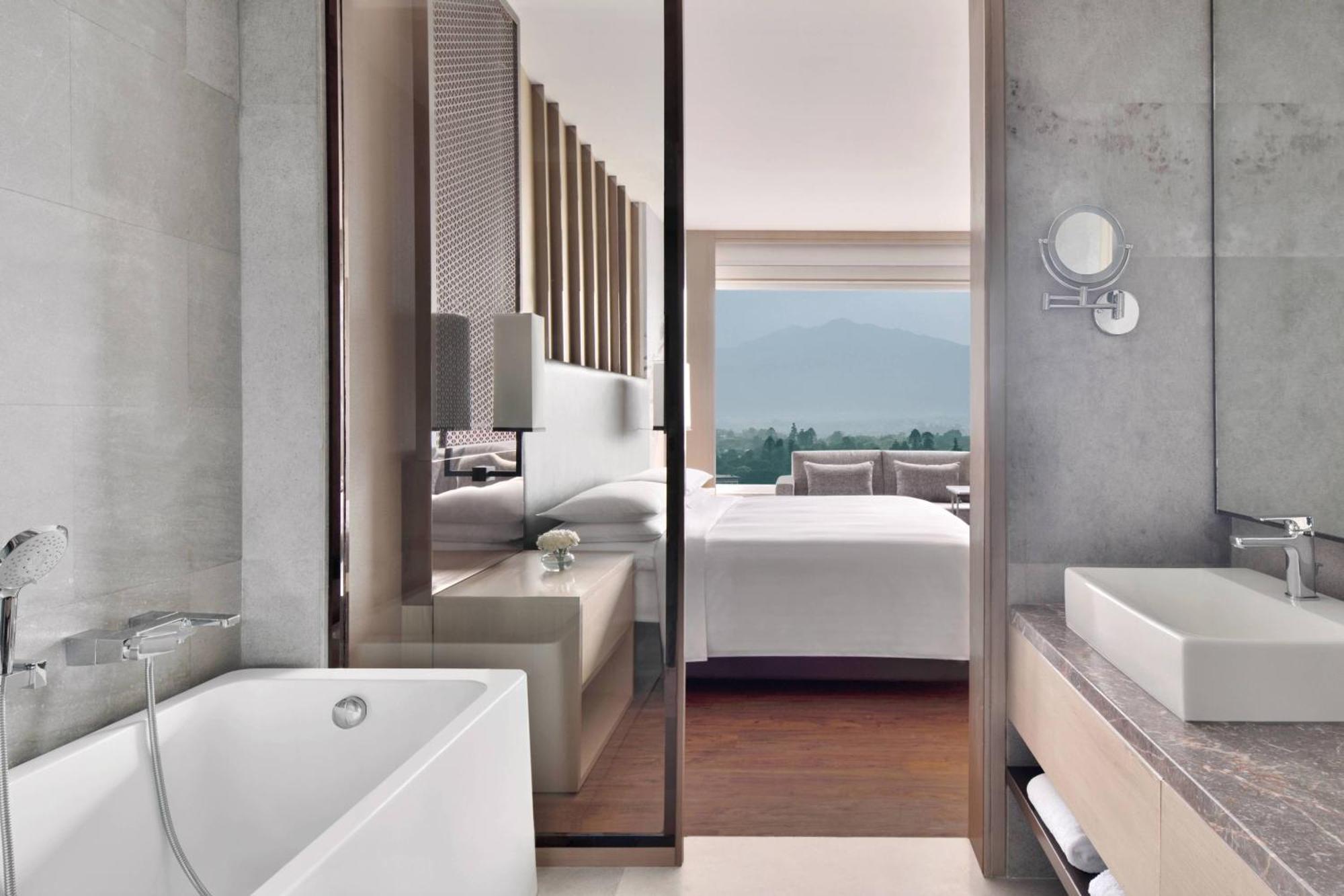 Kathmandu Marriott Hotel Bagian luar foto