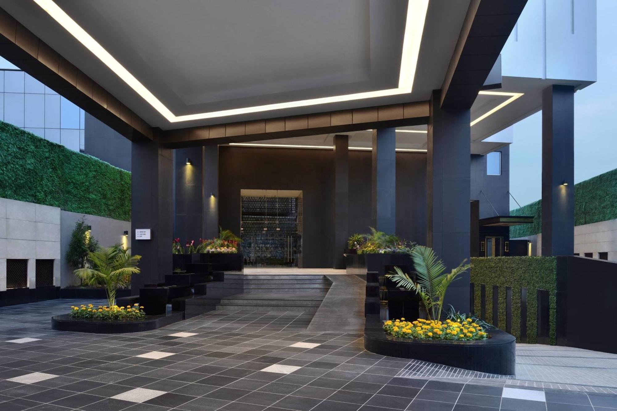 Kathmandu Marriott Hotel Bagian luar foto